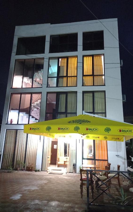 David Hotel Kutaiszi Kültér fotó