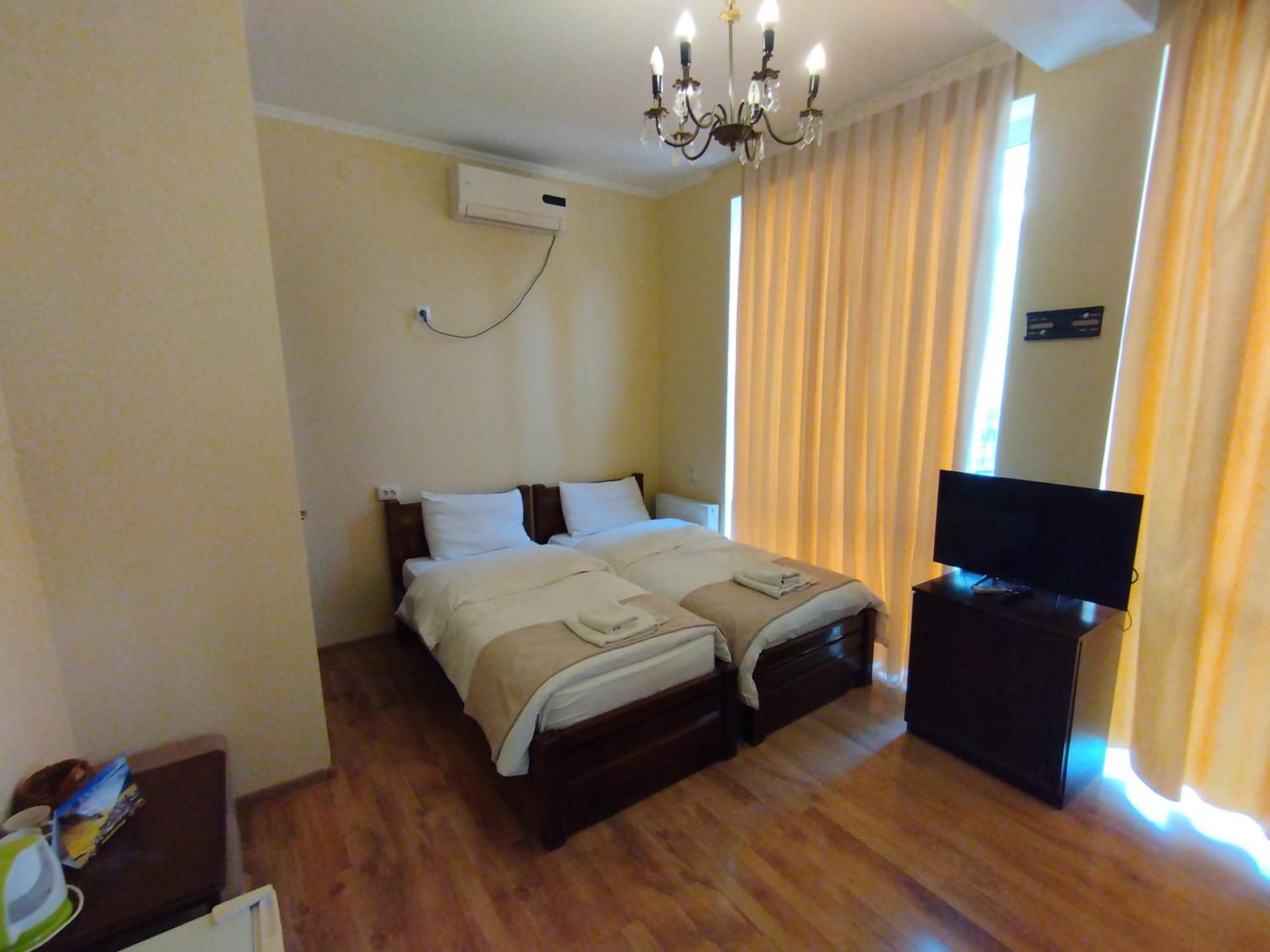 David Hotel Kutaiszi Kültér fotó