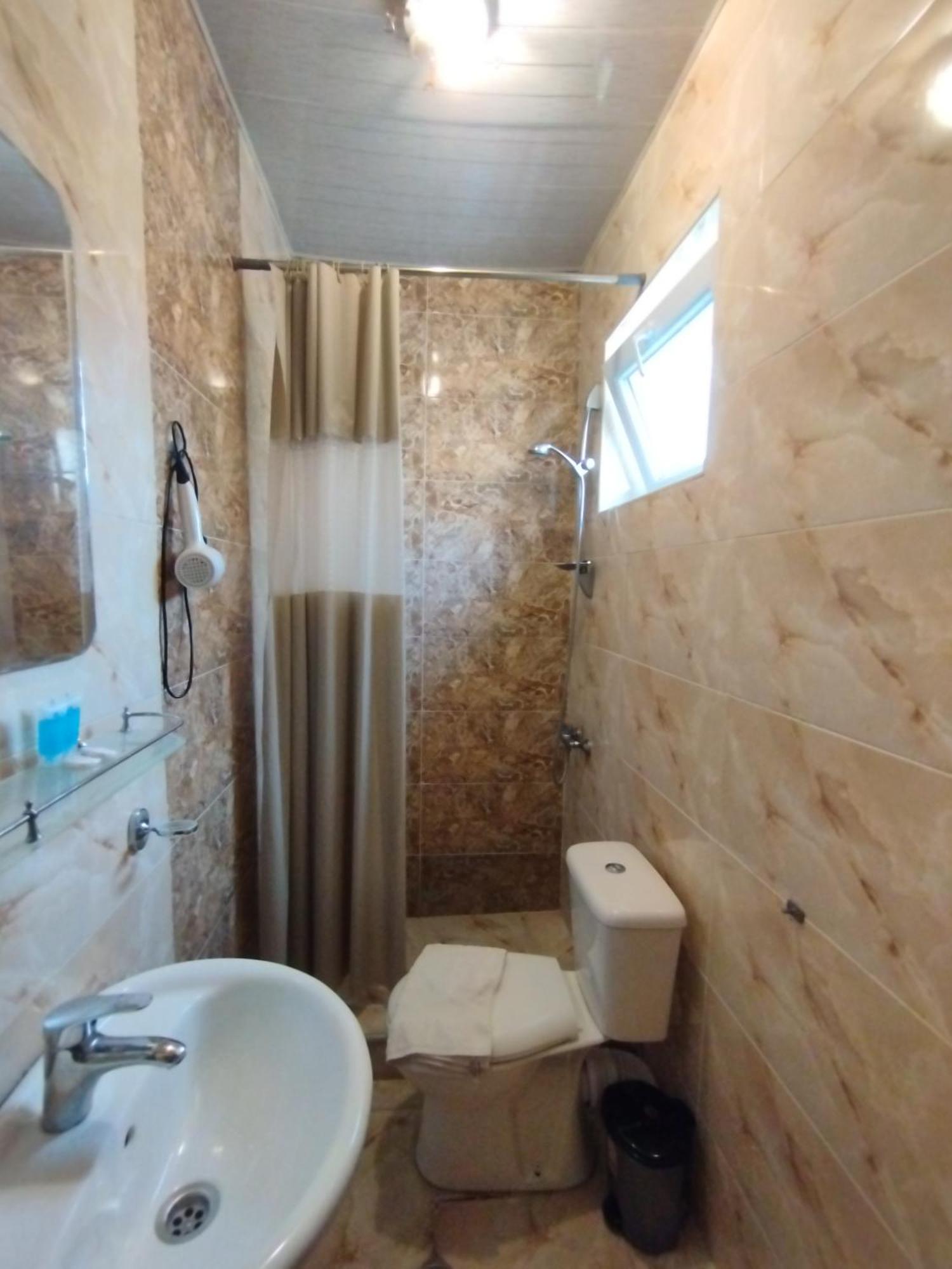 David Hotel Kutaiszi Kültér fotó